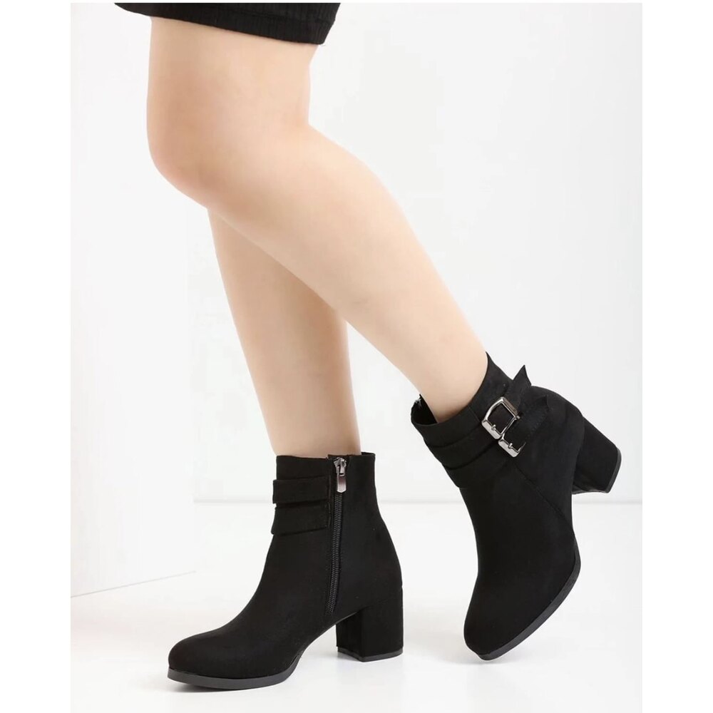 Çift tokalı süet bootie
